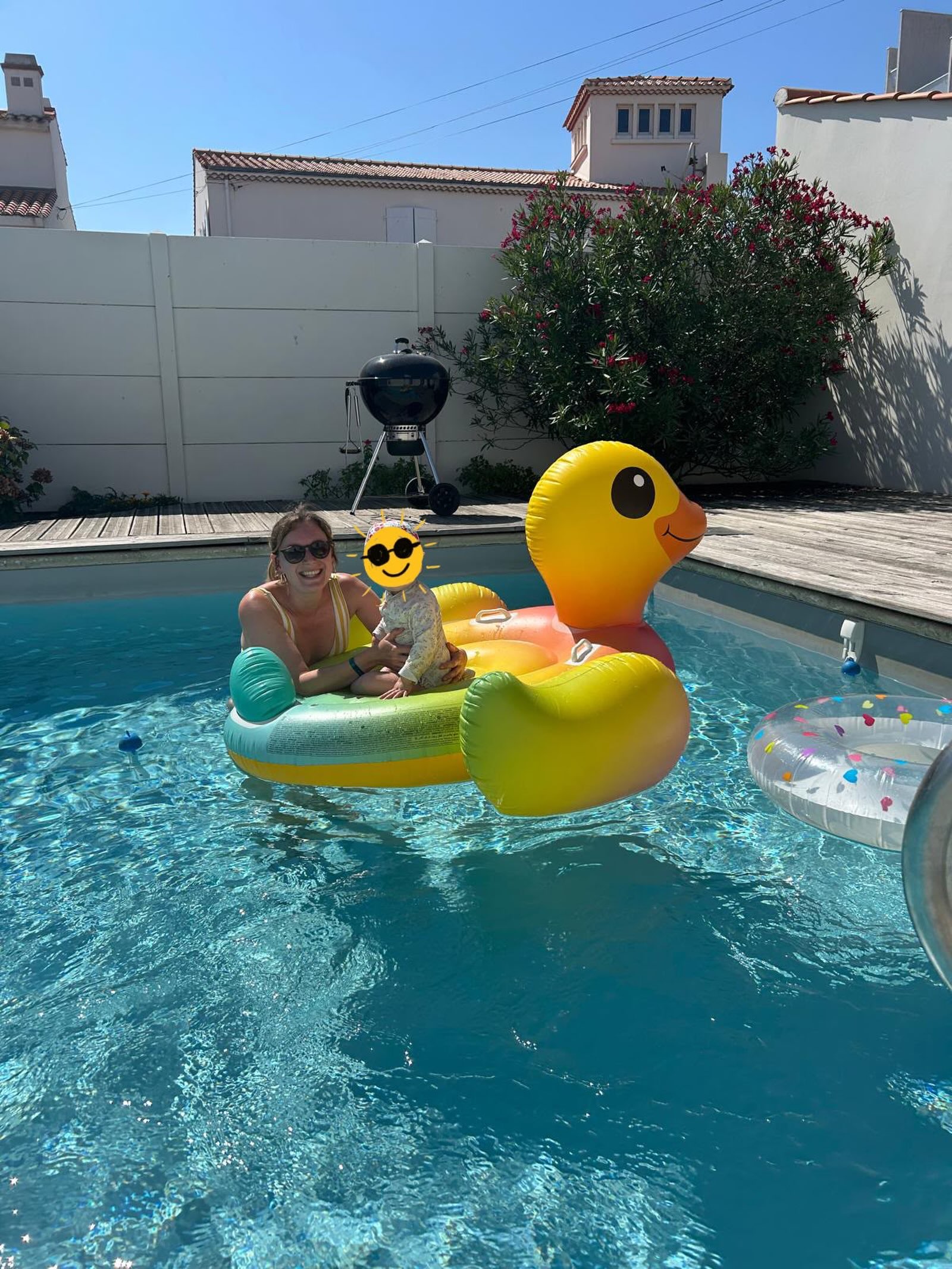 Les vacances sont terminées pour Marine 😎☀️

Après une année rythmée par sa nouvelle vie de maman et d’entrepreneuse, Marine a déconnecté entre mer et piscine pour prendre du bon temps en famille 🏖️

C’est aujourd’hui le retour avec comme d’habitude le sourire et l’envie de vous accompagner dans tous vos projets immobiliers ☺️

Bonne fin de vacances à tous et à très vite 😉

#vacances #deconnexion #agentimmobilier #workingmum
